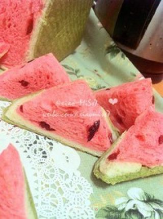 西瓜吐司(中种北海道吐司)的做法步骤：10