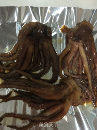 烤鱿鱼须的做法步骤：3