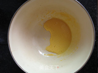 北海道戚风杯的做法步骤：8