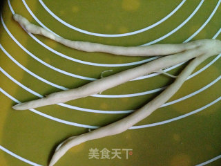 胡萝卜汁辫子面包的做法步骤：3
