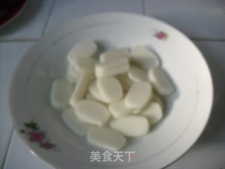 －个人的午餐---肉丸煮年糕的做法步骤：2