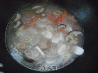 －个人的午餐---肉丸煮年糕的做法步骤：5