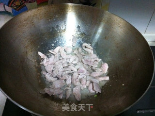 绿豆芽炒肉的做法步骤：4