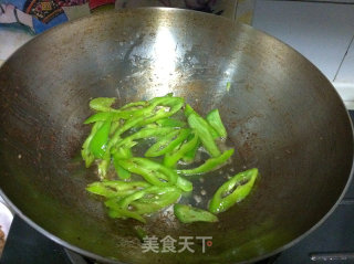 绿豆芽炒肉的做法步骤：6