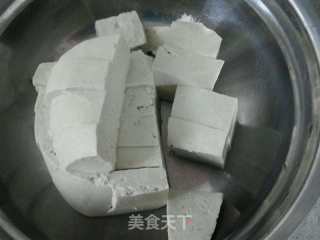 豆豉酱烧老豆腐的做法步骤：2
