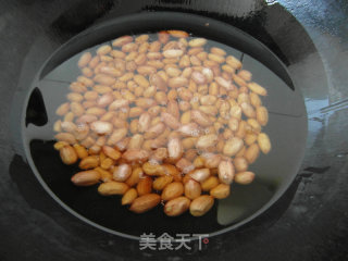 家常宫保鸡丁的做法步骤：1
