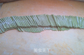 菠菜鸡肉面条的做法步骤：5