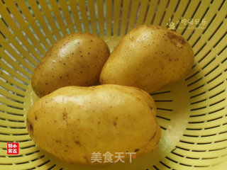 黑椒烤土豆的做法步骤：1