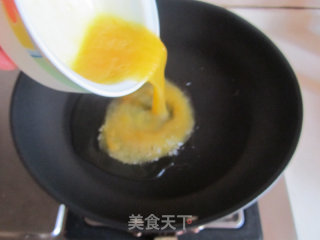 番茄鸡蛋米粉的做法步骤：4
