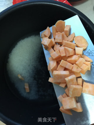 红薯圆子粥的做法步骤：3
