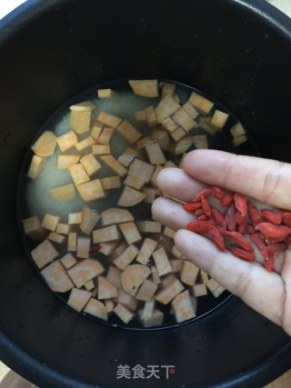 红薯圆子粥的做法步骤：4