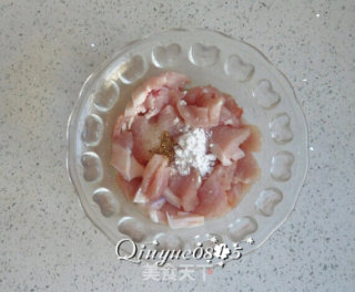 肉炒蒜苔木耳的做法步骤：4