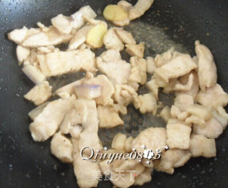 肉炒蒜苔木耳的做法步骤：6
