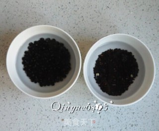 核桃黑豆奶的做法步骤：3