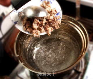 用离火续煮锅烹饪玉米冬瓜排骨汤的做法步骤：4