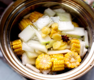 用离火续煮锅烹饪玉米冬瓜排骨汤的做法步骤：8