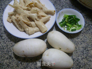 豆结烧萝卜的做法步骤：1