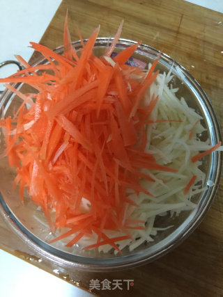 胡萝卜土豆饼的做法步骤：2