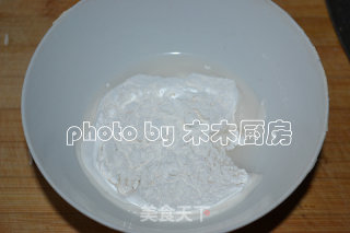 甜酒桂圆冲鸡蛋的做法步骤：1