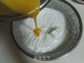 翻糖花朵纸杯蛋糕的做法步骤：6