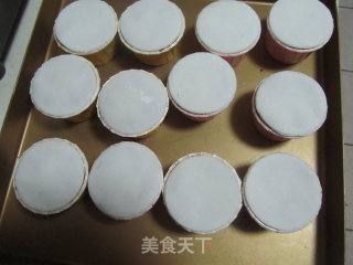 翻糖花朵纸杯蛋糕的做法步骤：13