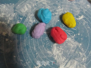 翻糖花朵纸杯蛋糕的做法步骤：14
