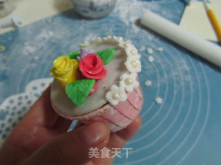 翻糖花朵纸杯蛋糕的做法步骤：24