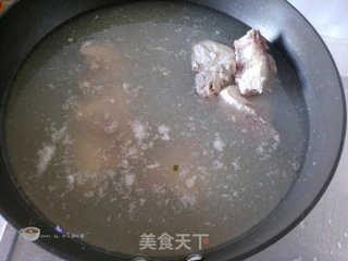 家庭鸳鸯火锅的做法步骤：2