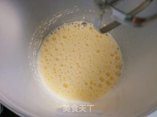 抹茶蛋糕卷的做法步骤：2