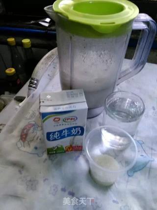 美白薏苡仁牛奶露的做法步骤：2