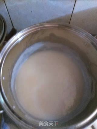 美白薏苡仁牛奶露的做法步骤：3