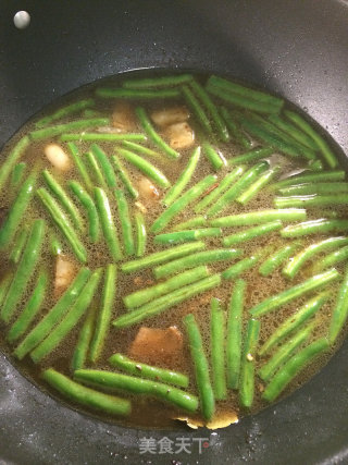 五花肉豆角土豆焖面（生面焖制）的做法步骤：5