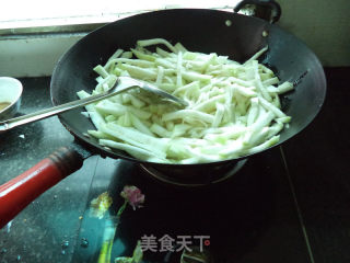 炒水瓜的做法步骤：4