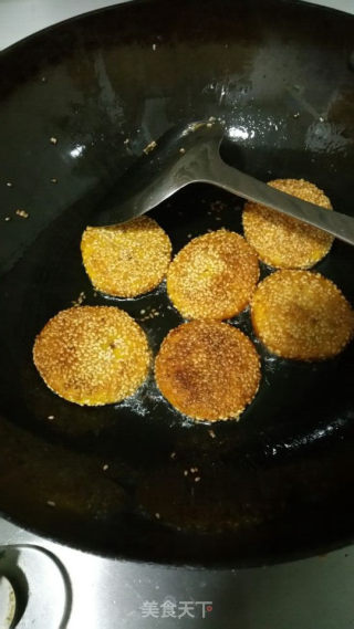 紫薯南瓜饼的做法步骤：10