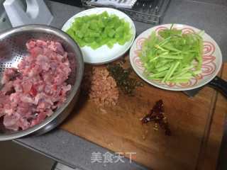 泡椒仔姜兔的做法步骤：1