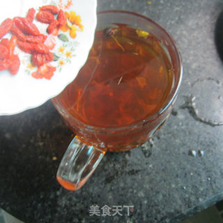 清肝明目枸杞菊花茶的做法步骤：4