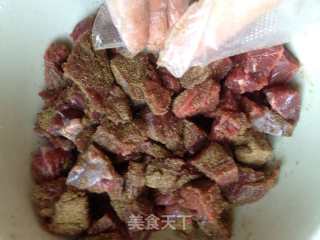 牙签牛肉的做法步骤：2