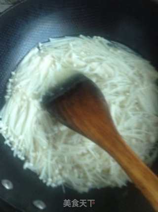 金针菇肥牛卷的做法步骤：2