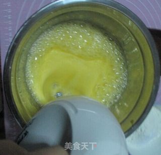 棒棒糖蛋糕  cakepops棒棒糖蛋糕的做法步骤：2