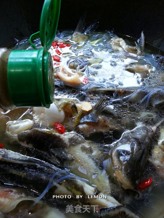 黄颡鱼炖豆腐的做法步骤：15