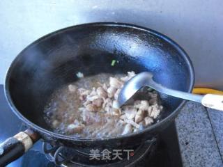 肉烧紫扁豆的做法步骤：6