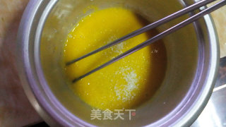 彩色巧克力豆奶油蛋糕的做法步骤：2