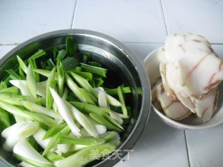腊肉炒豆丝的做法步骤：2