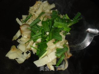 腊肉炒豆丝的做法步骤：6