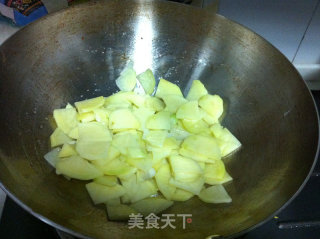 土豆扣西兰花的做法步骤：9