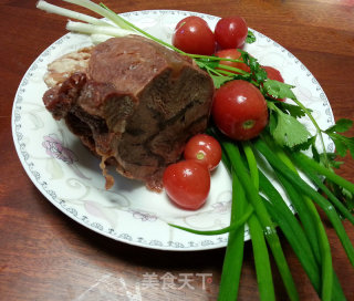 番茄牛肉面的做法步骤：1