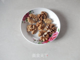 胡萝卜玉米核桃露的做法步骤：4