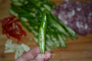 农家小炒肉的做法步骤：2