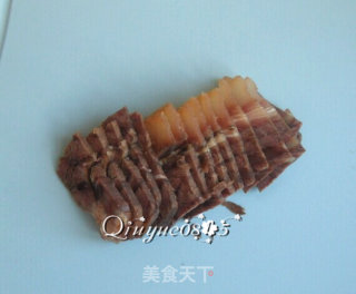 尖椒拌牛头肉的做法步骤：2