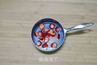 圣诞果冻木糠杯的做法步骤：2